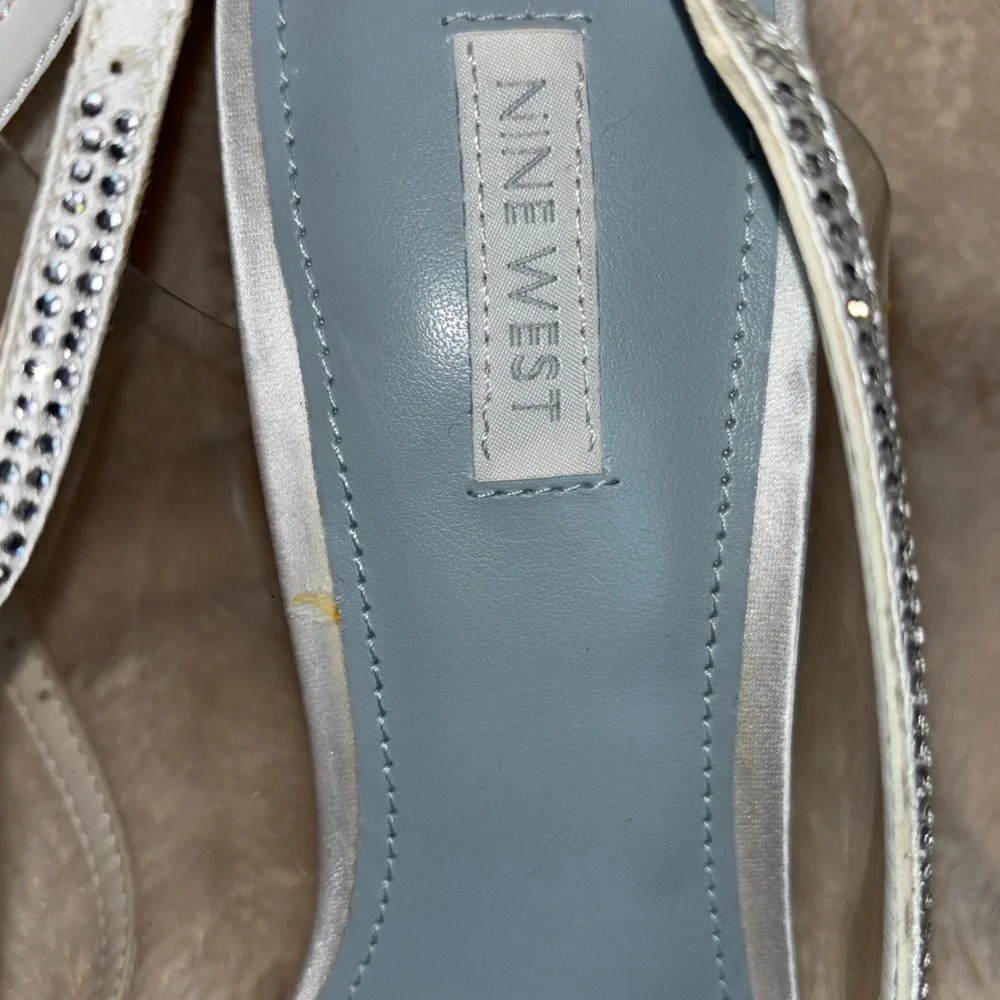 Nine West Silver Strappy Heels size 9 white color